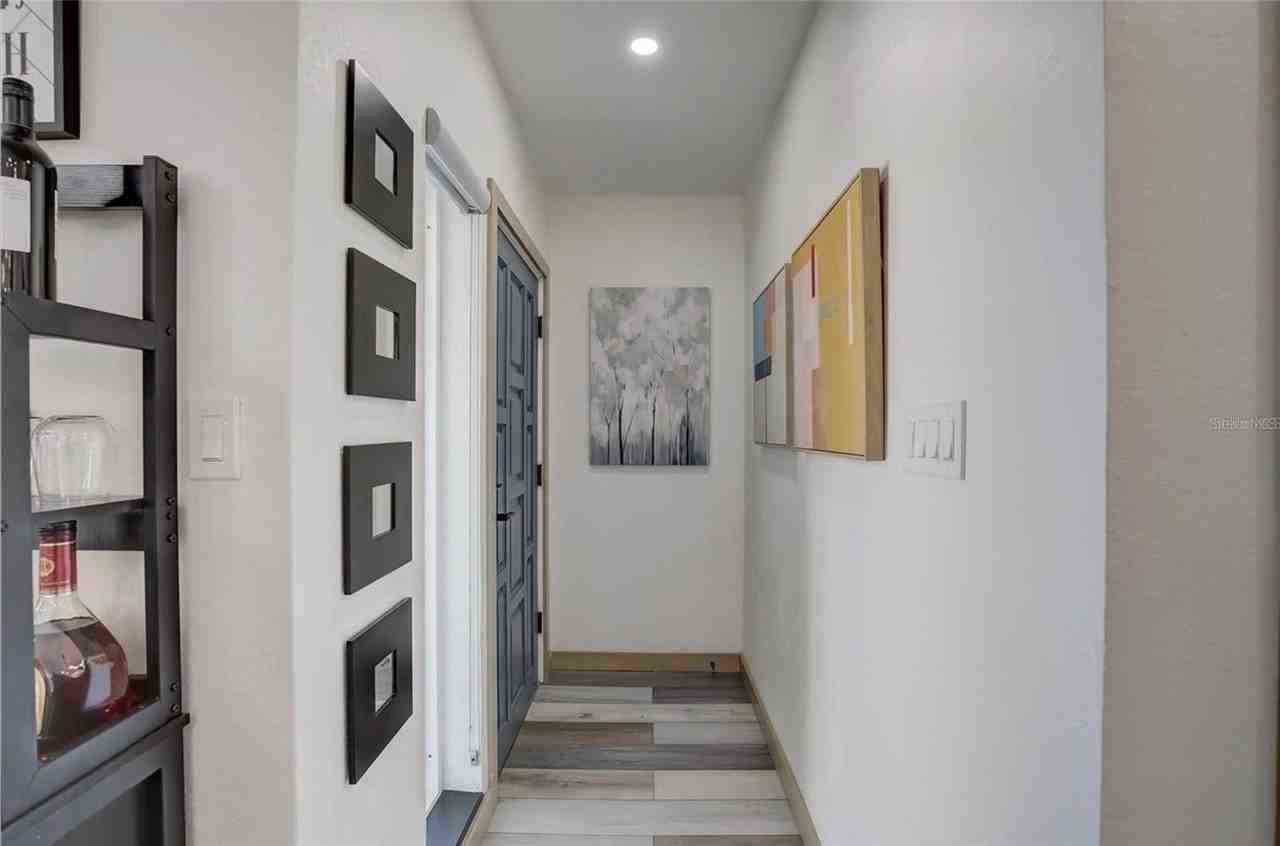 5428 7th Ave N - Photo 5 of 47