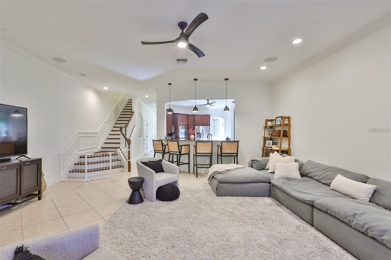602 Saxony Blvd - Photo 2 of 50