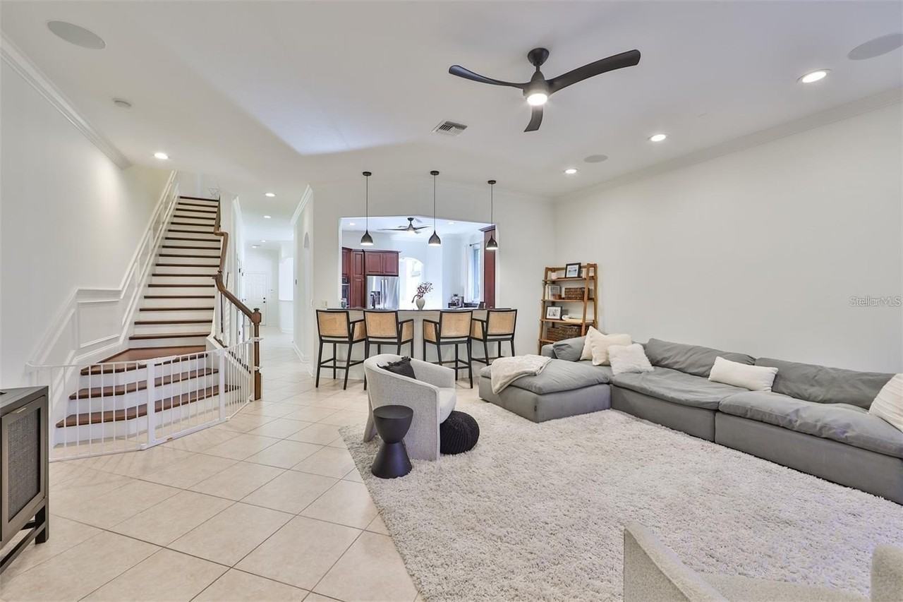 602 Saxony Blvd - Photo 3 of 50