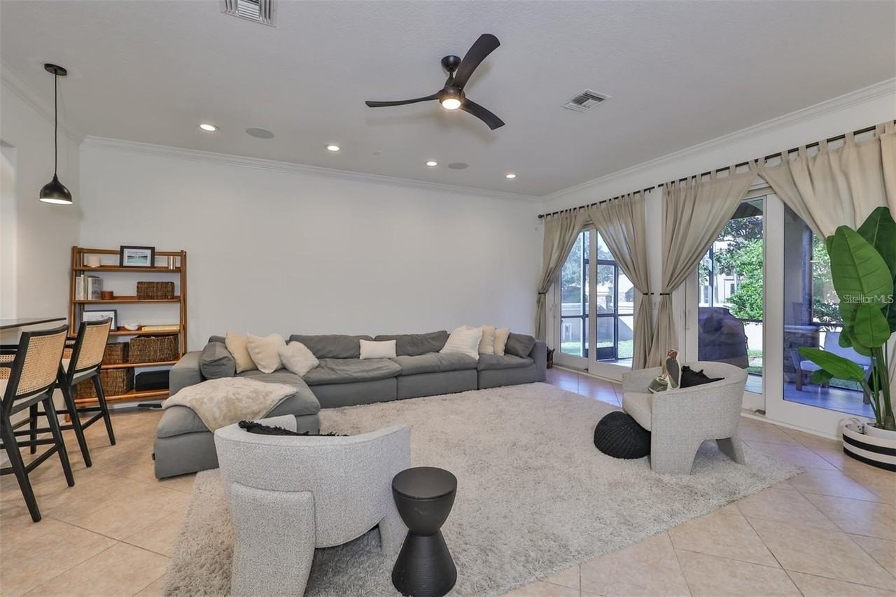 602 Saxony Blvd - Photo 6 of 50