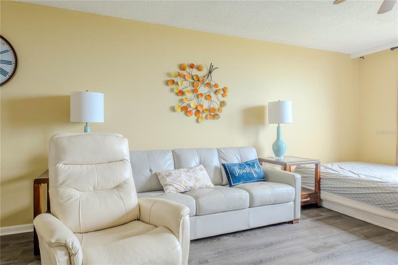 2620 Cove Cay Dr #802 - Photo 2 of 15