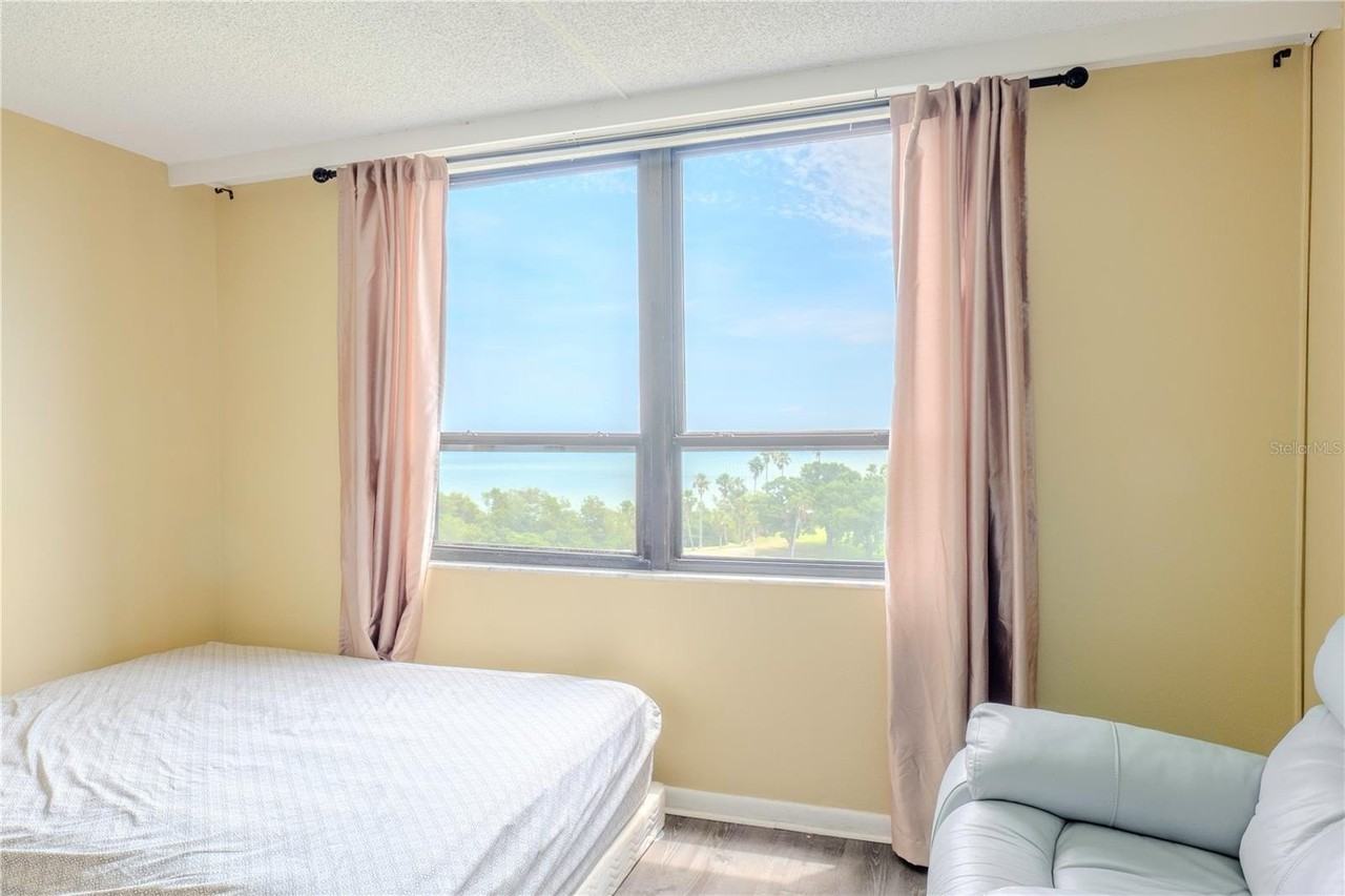 2620 Cove Cay Dr #802 - Photo 5 of 15