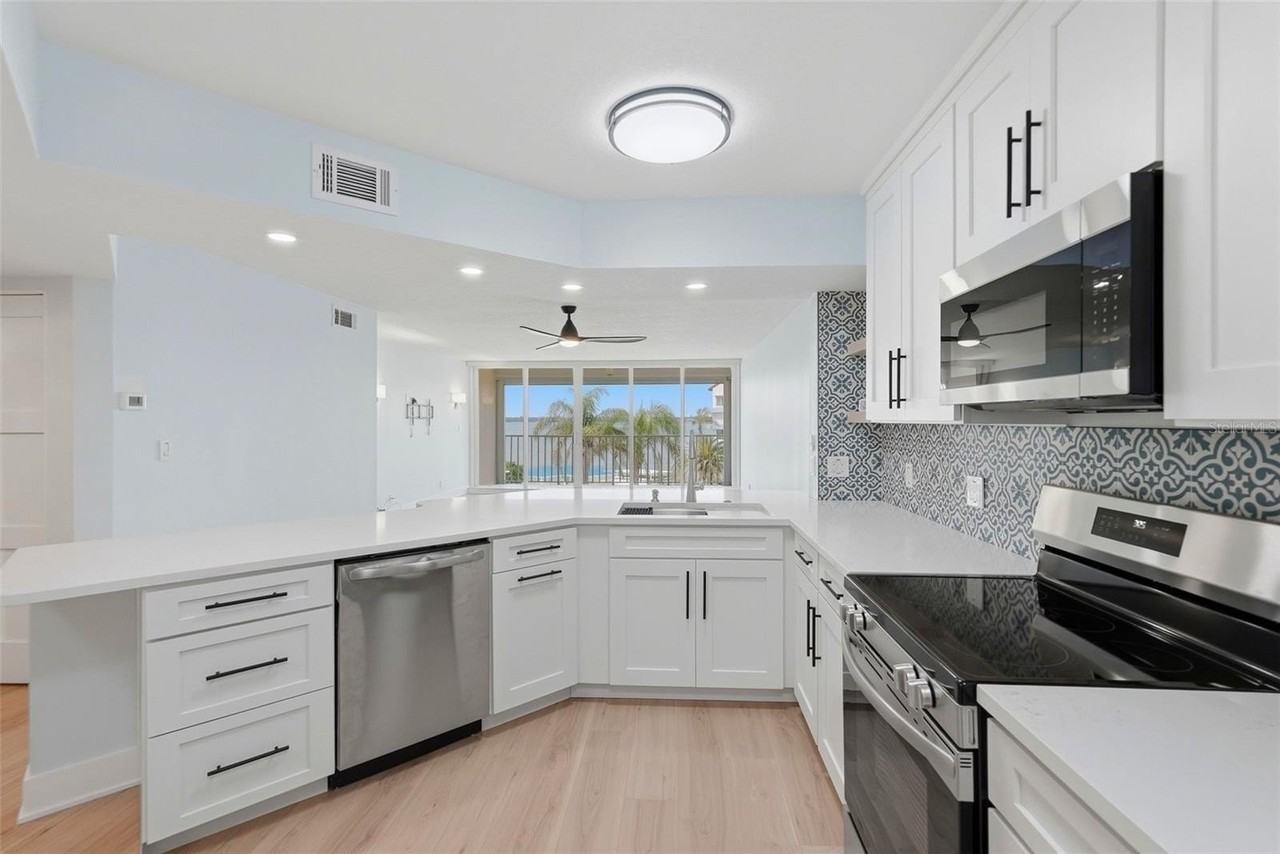 5277 Isla Key Blvd S #321 - Photo 6 of 35