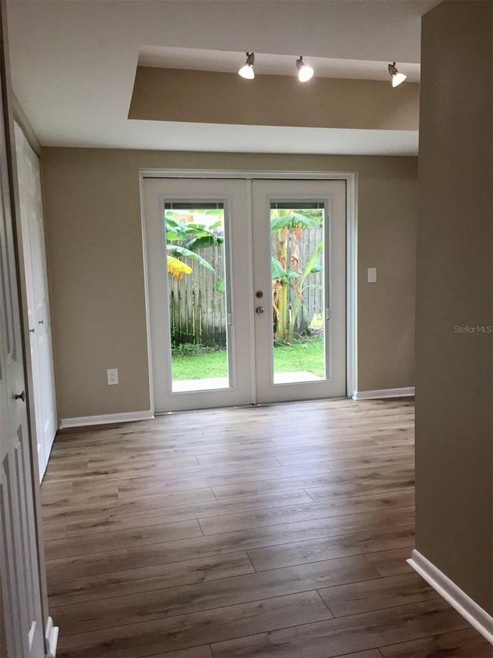 305 S Westland Ave #B - Photo 6 of 14
