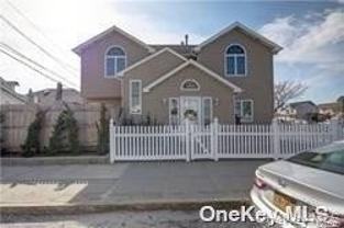 626 W Olive St - Photo 1 of 1