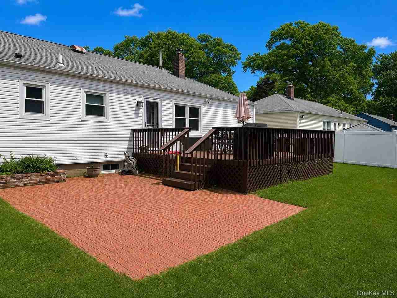 6 Sinclair Dr - Photo 3 of 18