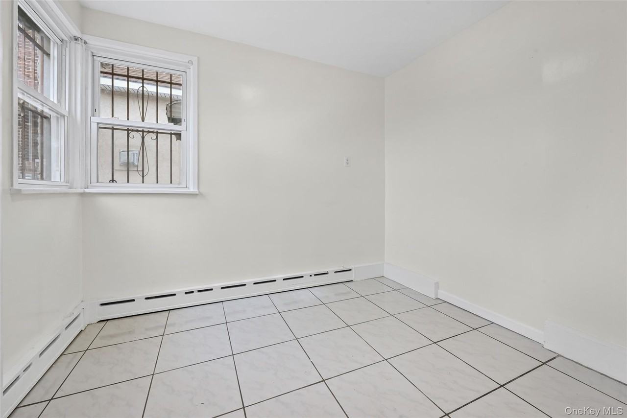 15167 27th Ave - Photo 6 of 20
