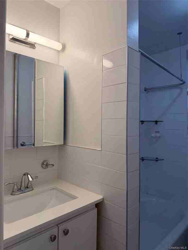 3535 95th St #A09 - Photo 5 of 9
