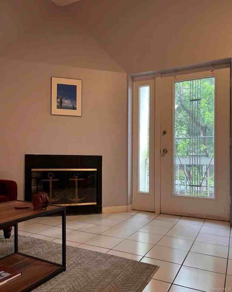 170 Schofield St #2K - Photo 6 of 8