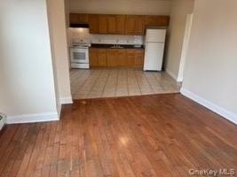 featured image of 390 Main St #3
