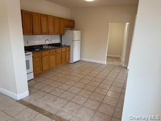 390 Main St #3 - Photo 2 of 8