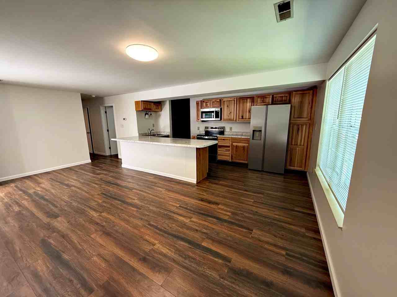 101 Loveless Ln #1 - Photo 4 of 16
