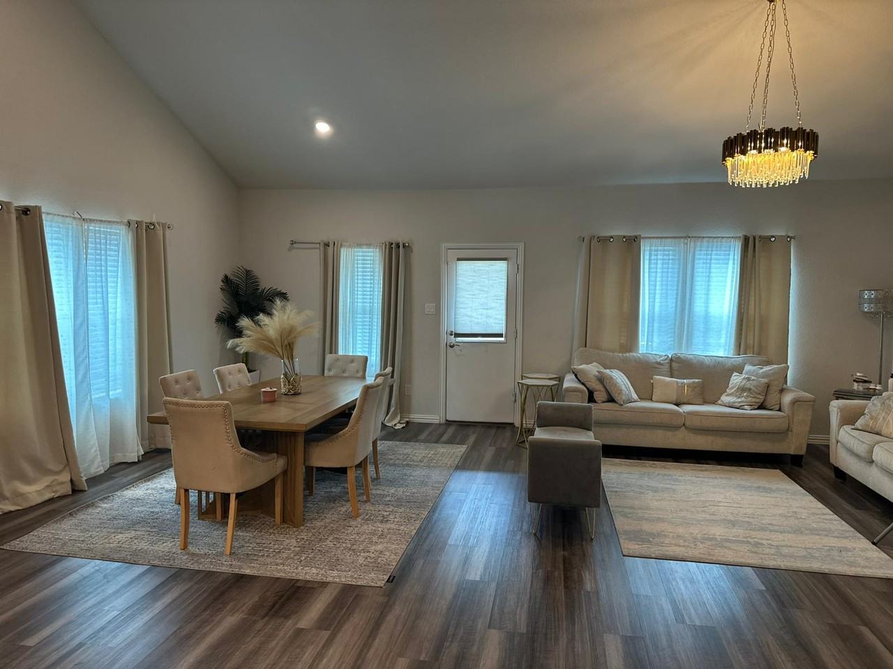 447 Crystal Clear Ln #1 - Photo 2 of 6