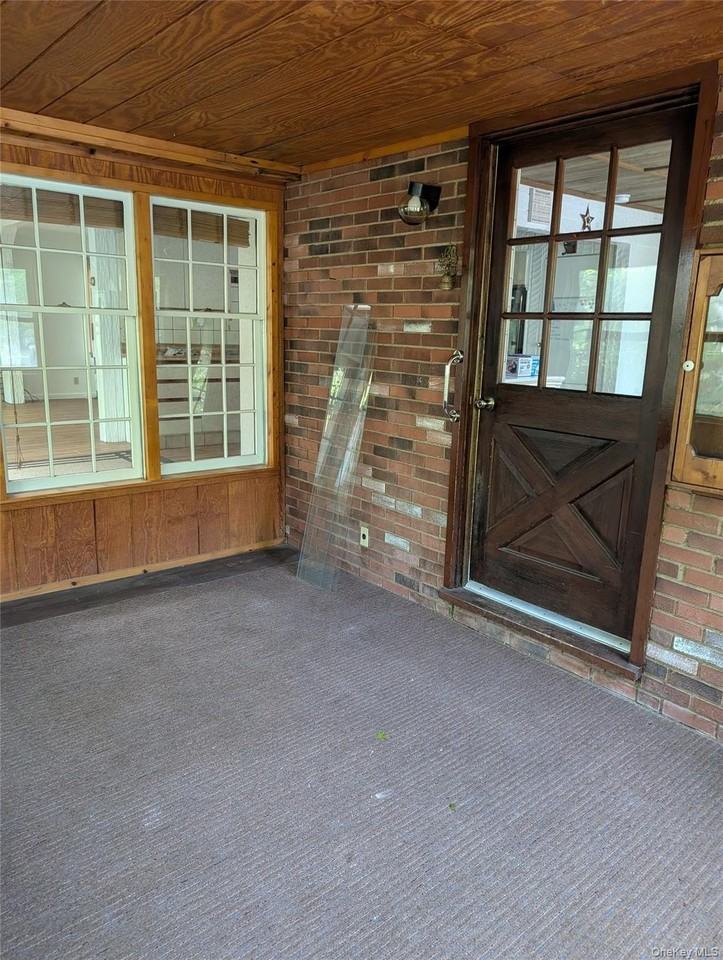 45 Sunken Meadow Rd - Photo 4 of 27