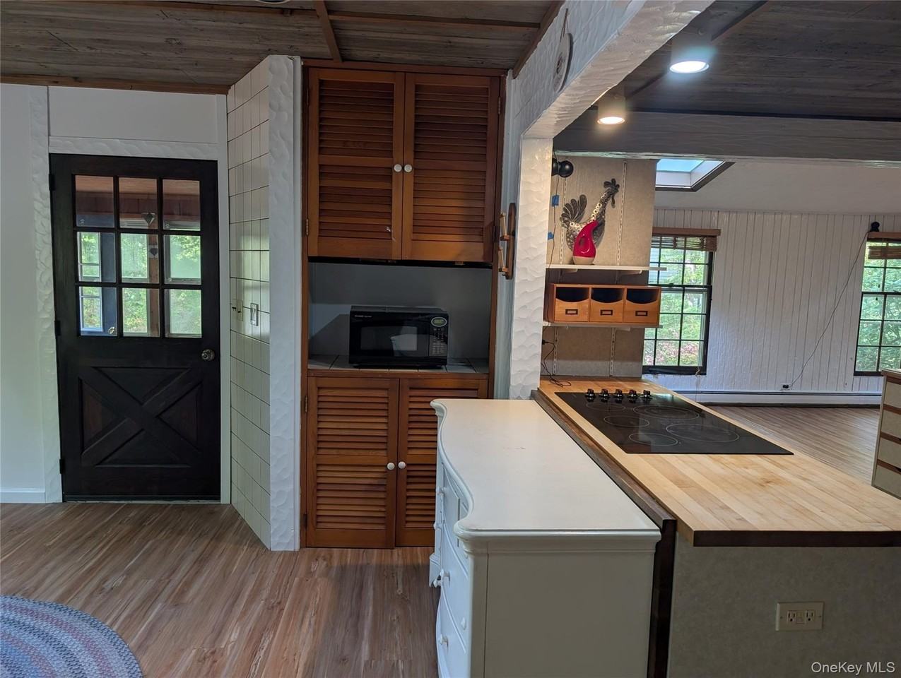 45 Sunken Meadow Rd - Photo 5 of 27