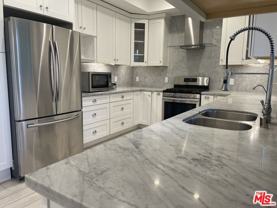 1654 Greenfield Ave #101 - Photo 1 of 1