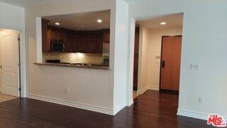 1726 S Bentley Ave #304 - Photo 4 of 8