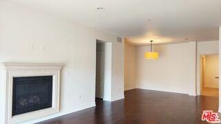 1726 S Bentley Ave #304 - Photo 7 of 8