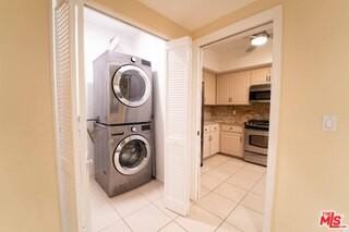 12011 Goshen Ave #202 - Photo 2 of 8