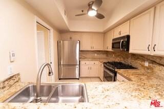 12011 Goshen Ave #202 - Photo 4 of 8