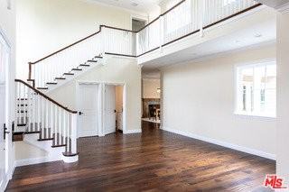 550 San Juan Ct - Photo 6 of 8
