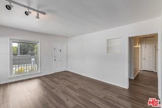 4905 Coolidge Ave - Photo 6 of 8
