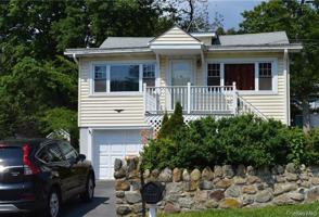 featured image of 14 Bridge Ln