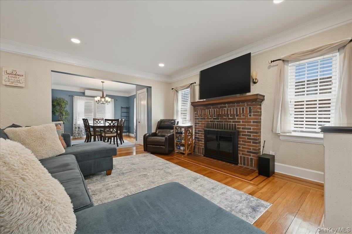 3811 205th St - Photo 5 of 32