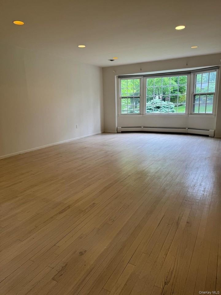 24 Beaumont Dr - Photo 7 of 24