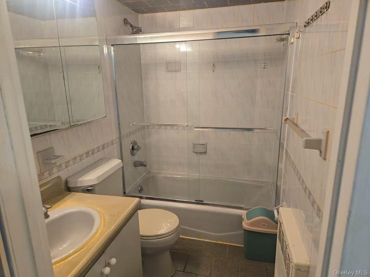 14731 Barclay Ave - Photo 7 of 8