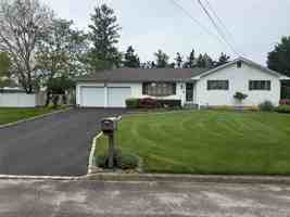 featured image of 15 Donald St