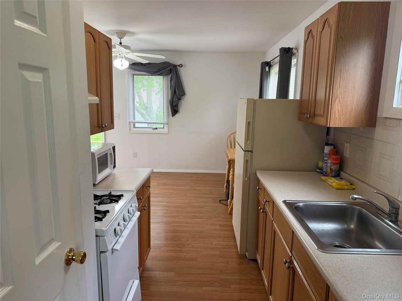 15 Donald St - Photo 3 of 25