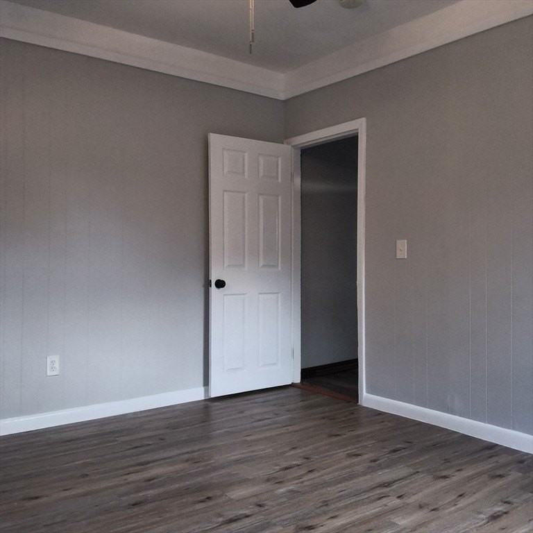 212 Lowell St #1E - Photo 6 of 10