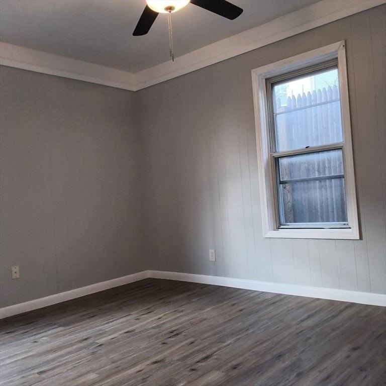 212 Lowell St #1E - Photo 7 of 10