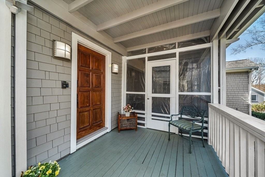 39 Kings Grant Rd - Photo 2 of 35