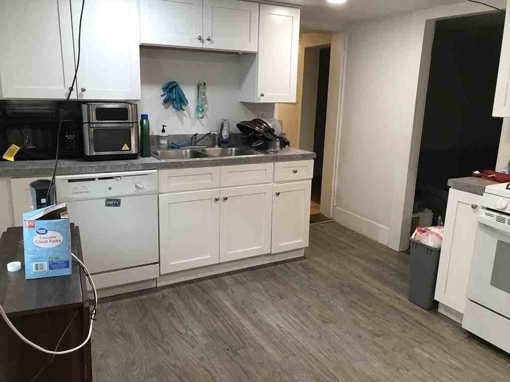 20 Taylor Ave #2 - Photo 6 of 14