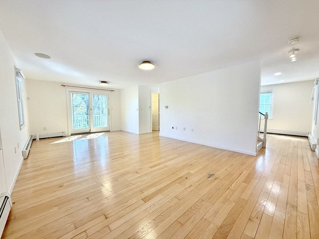 6 Larch St - Photo 3 of 29
