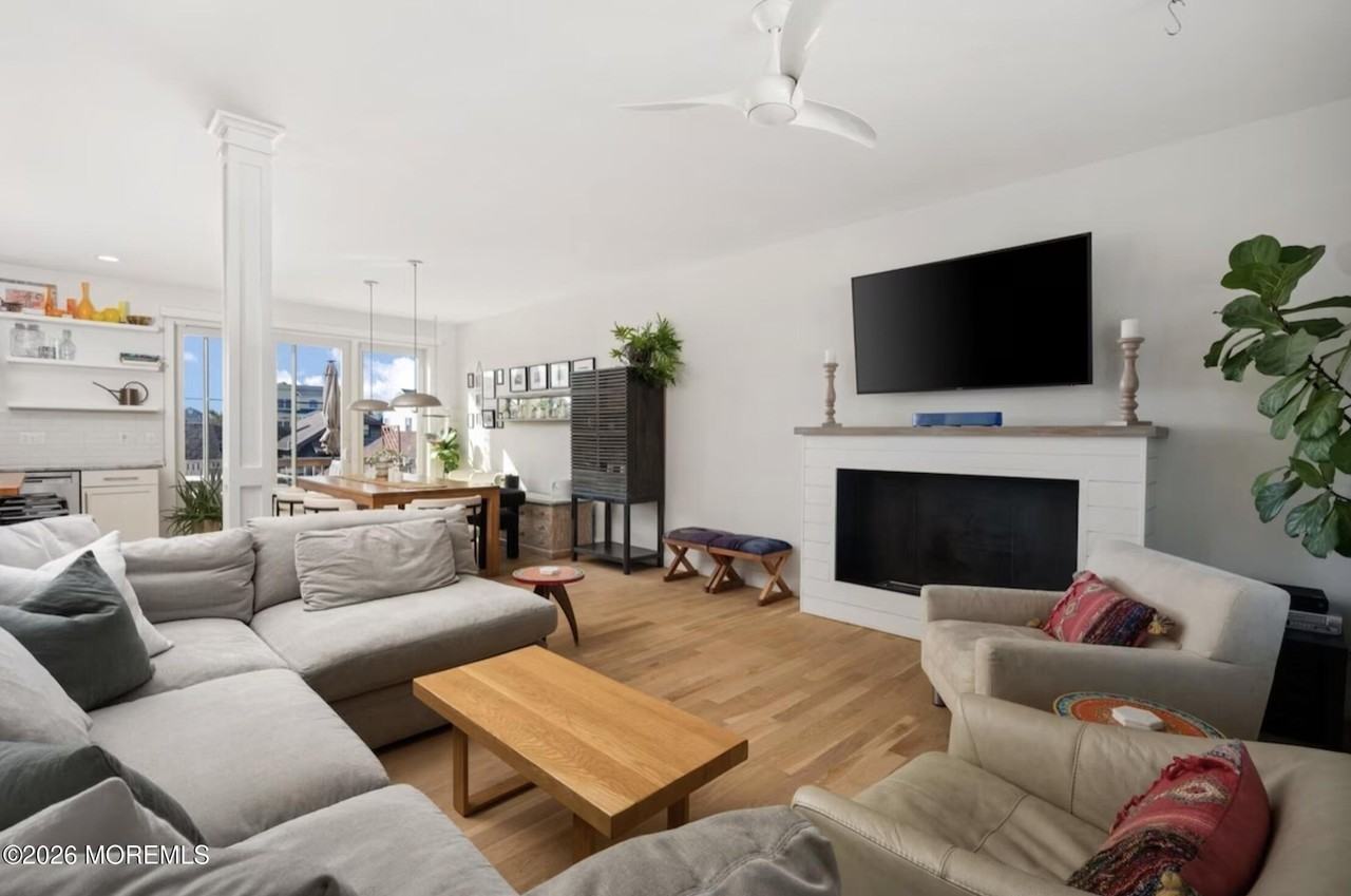 38 Niblick St - Photo 3 of 26