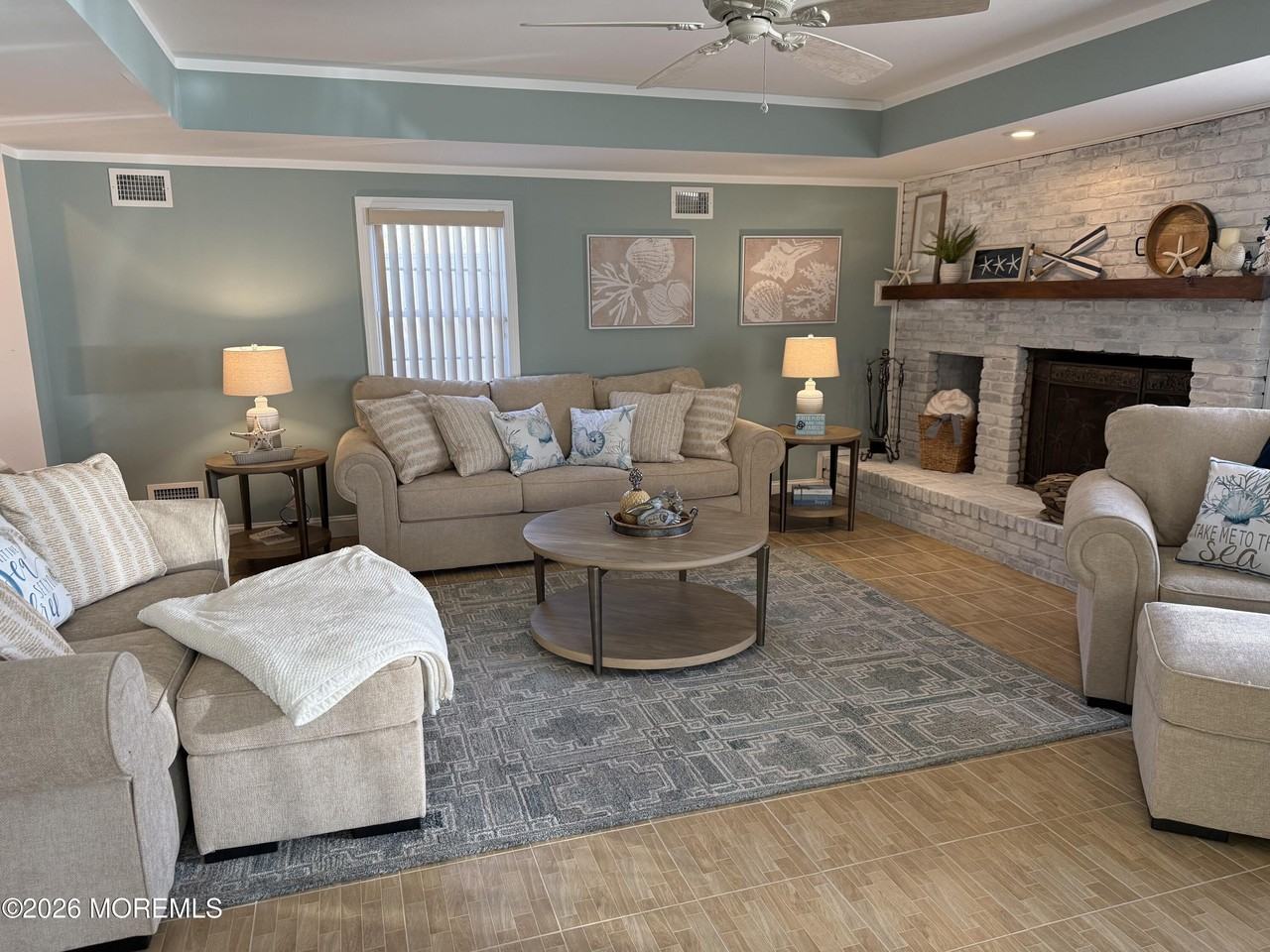 102 W Colony Rd - Photo 5 of 37