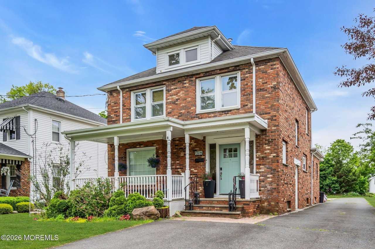 38 Brinckerhoff Ave - Photo 2 of 50