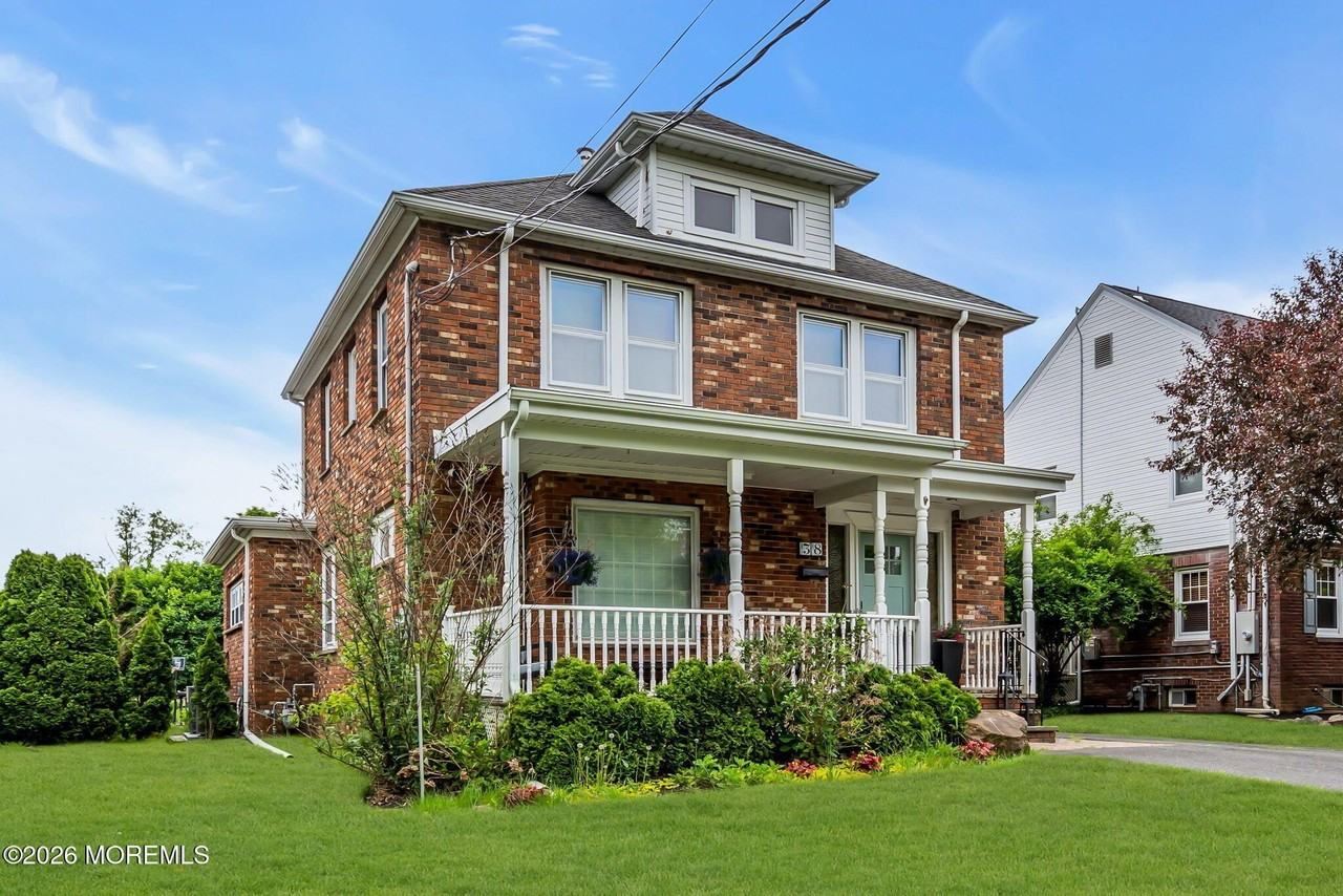 38 Brinckerhoff Ave - Photo 3 of 50