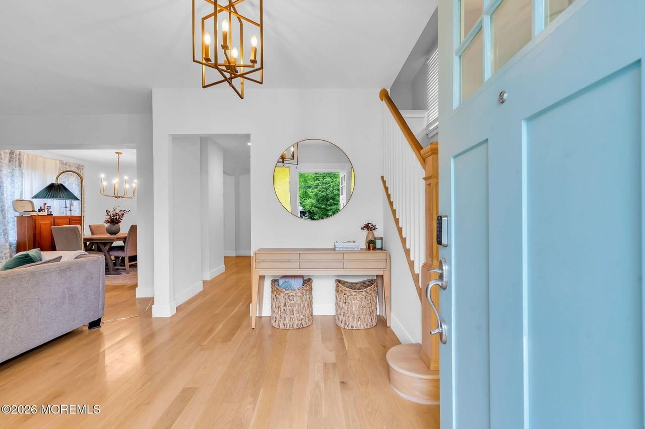 38 Brinckerhoff Ave - Photo 6 of 50