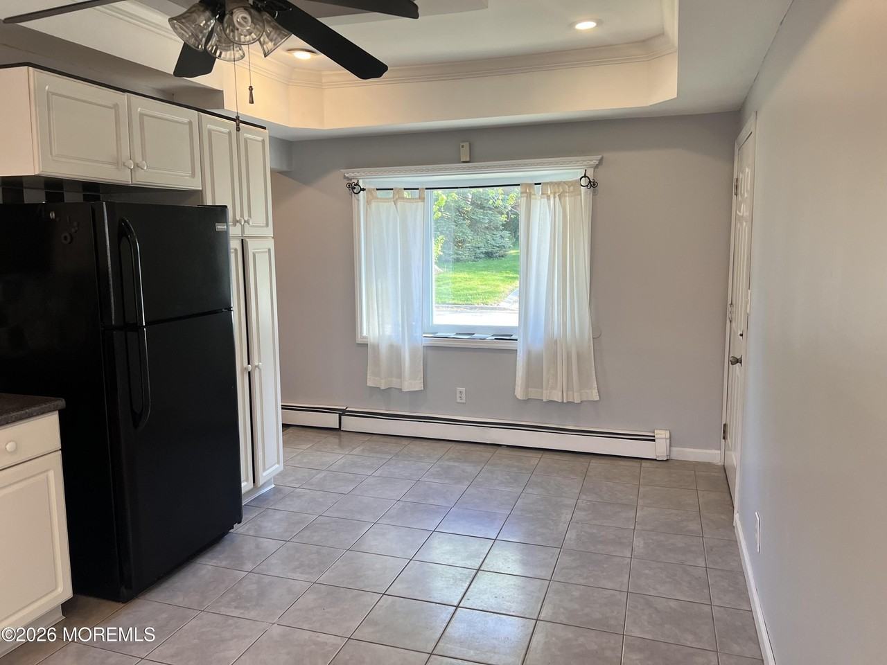 391 Monmouth Ave #1 - Photo 7 of 26