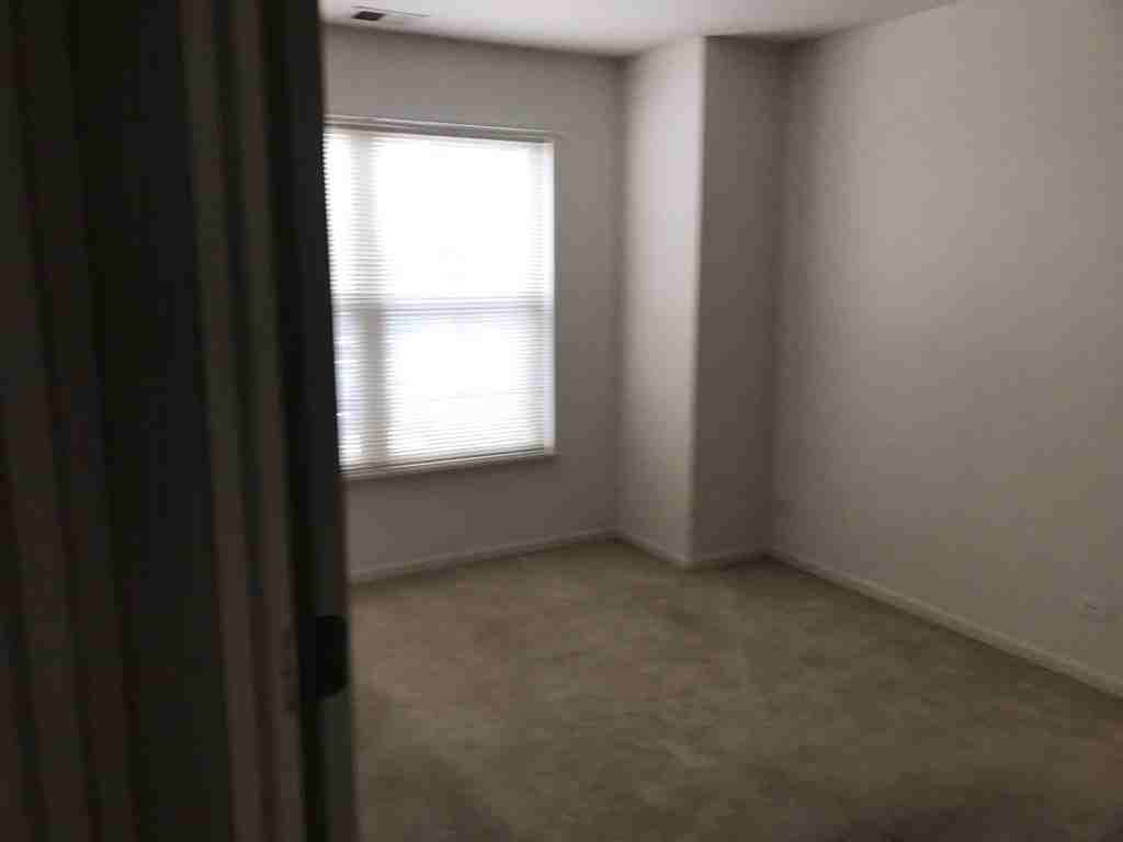717 Keystone Ln - Photo 5 of 10