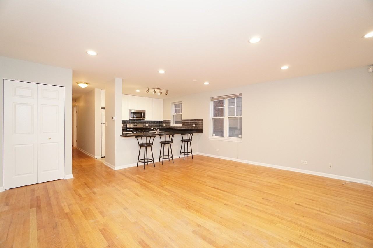 1103 N Crosby St #A - Photo 2 of 15