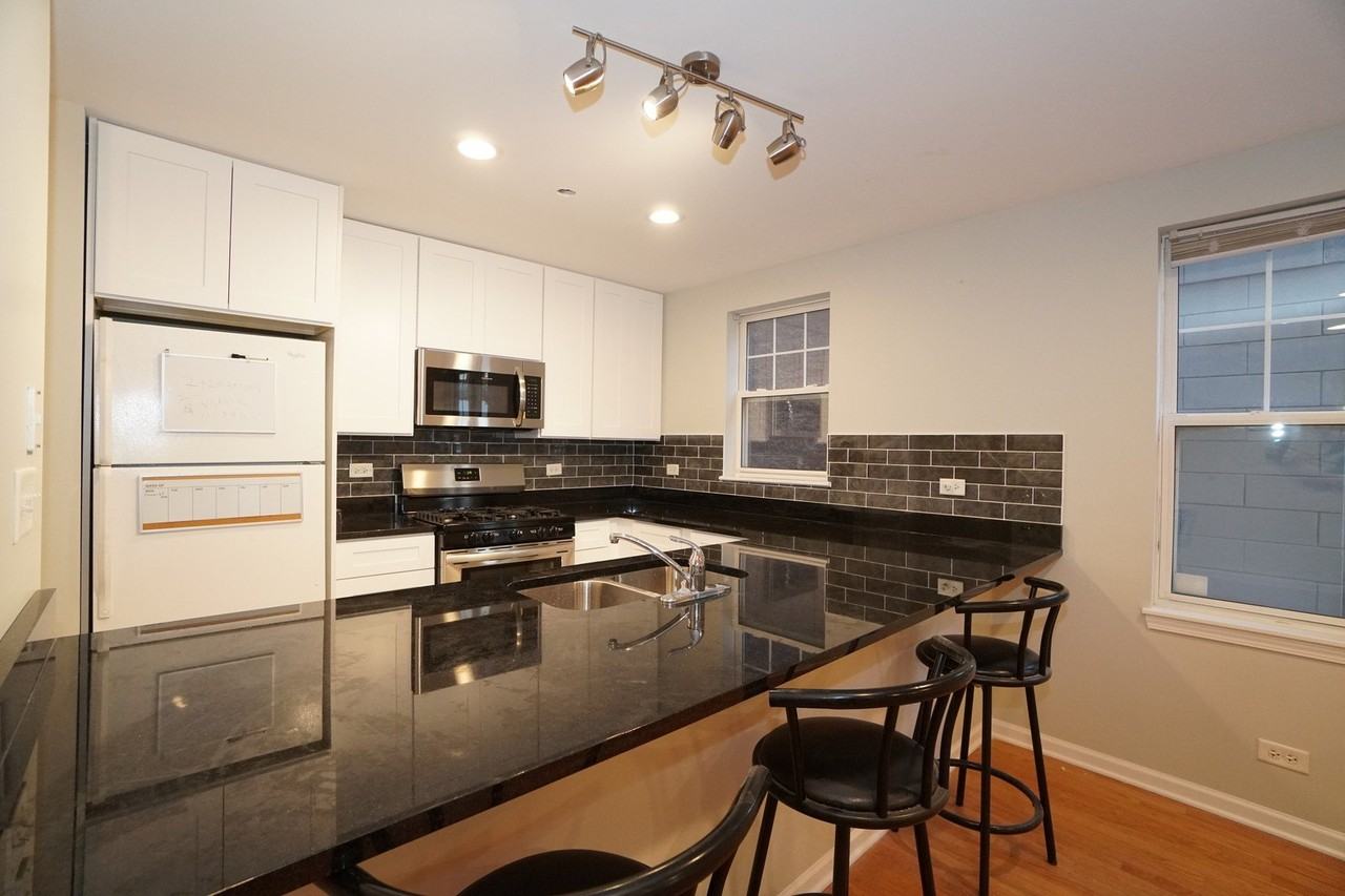 1103 N Crosby St #A - Photo 5 of 15