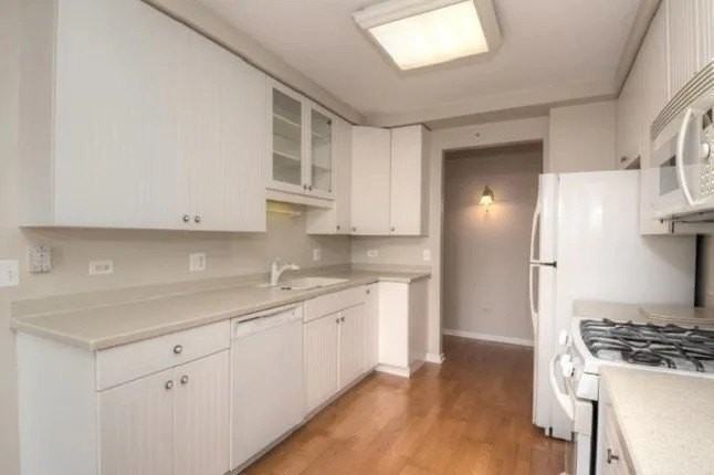 1378 Perry St #510 - Photo 5 of 22