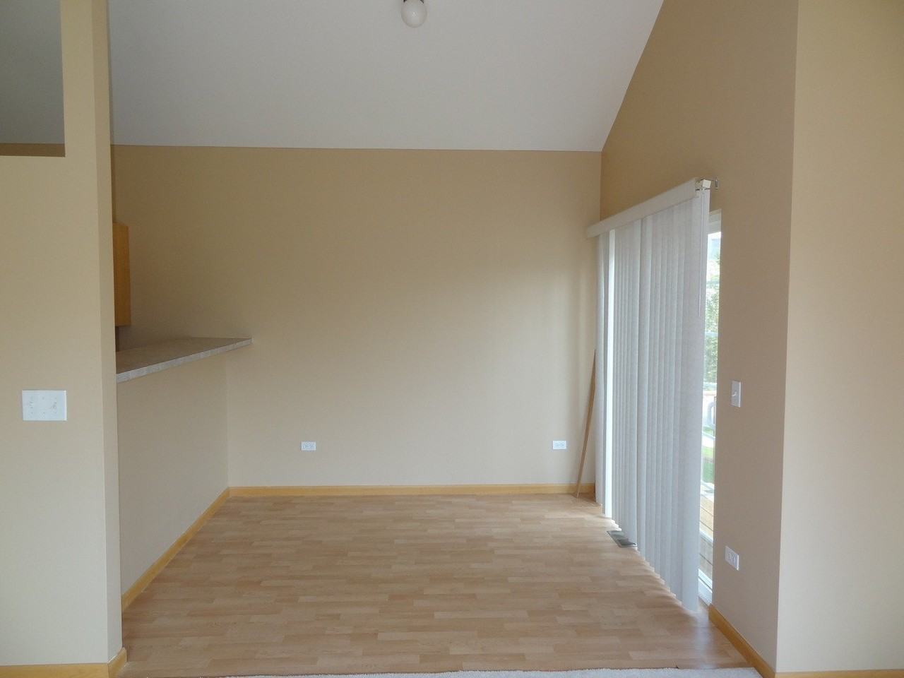 131 Enclave Cir #C - Photo 4 of 11