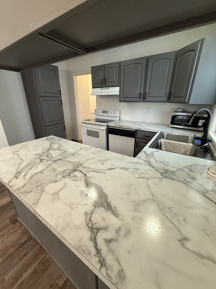 514 N French Ave #1 - Photo 3 of 8