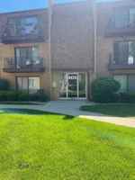 featured image of 4925 W 109th St #102